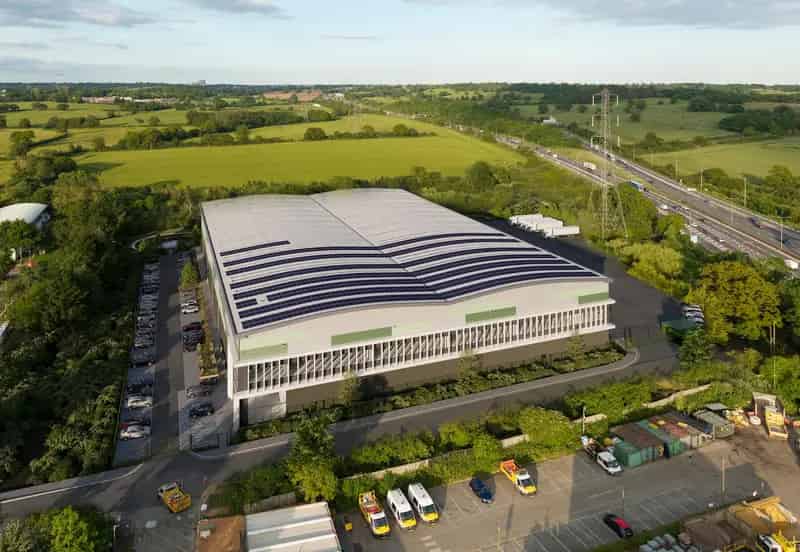 Sustainable HQ Logistics Facility M25 A1M