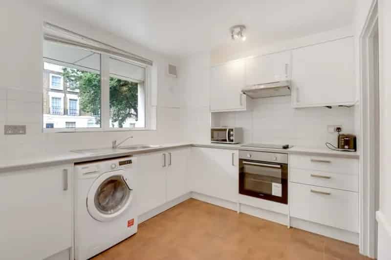 2 bedroom Flat
 To Rent