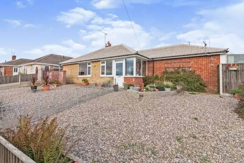 Two Bedroom Bungalow Claydon Drive Oulton