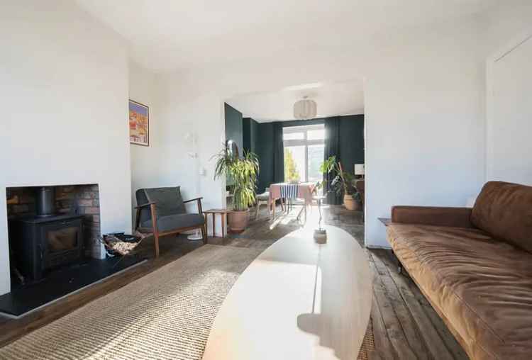 3 Bedroom House for Sale Worcester Close