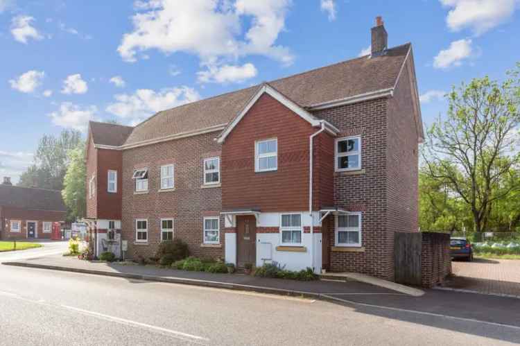 3 Bedroom Duplex Apartment Near Guildford and Gatwick