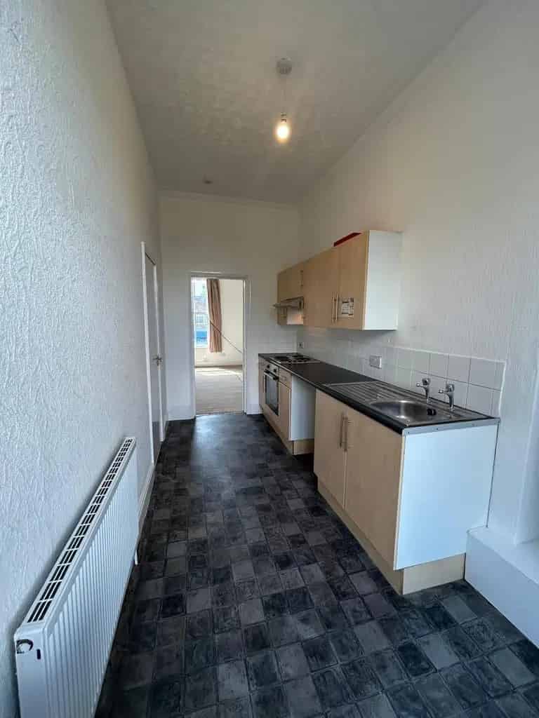 1 Bedroom Flat to Rent in Spring Bank