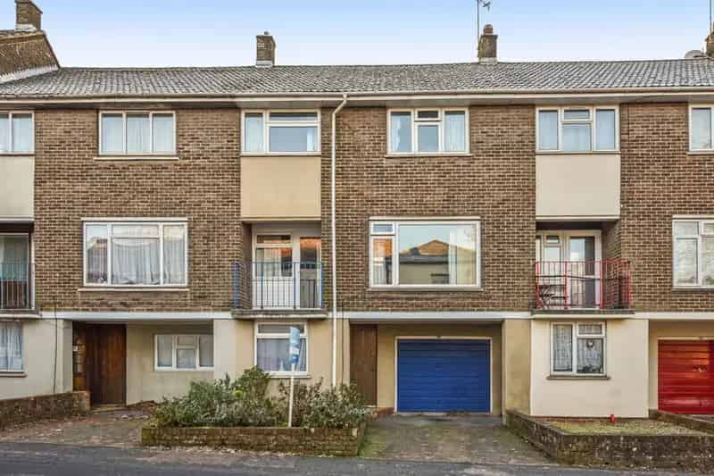 1 Bedroom Flat To Rent Available August 20 2025