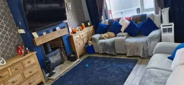 4 Bed Semi Detached House Large Garden Man Cave Close Amenities