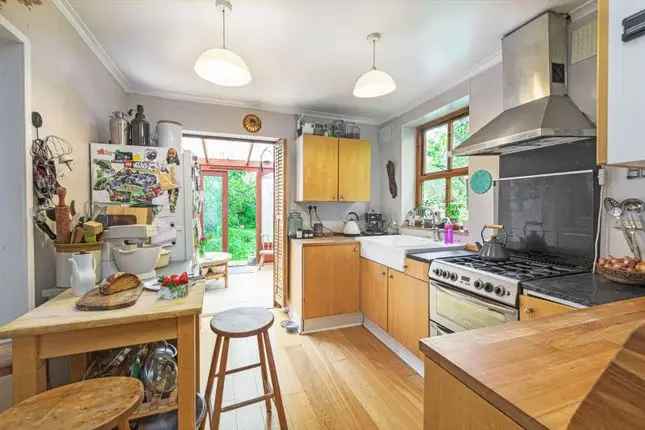 7 Bedroom House for Sale Telford Avenue London SW2