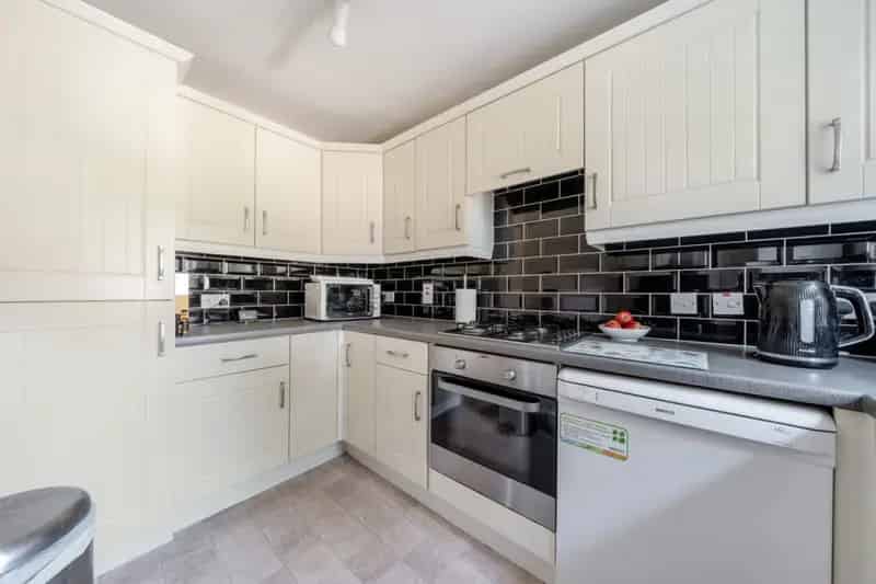 2 Bedroom Flat for Sale in Thame Town Centre