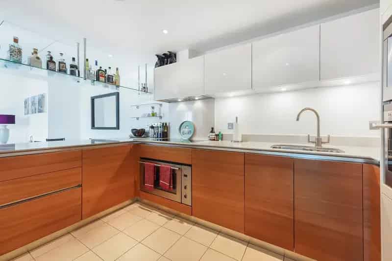 3-Bedroom Riverside Apartment 1200sqft Parking