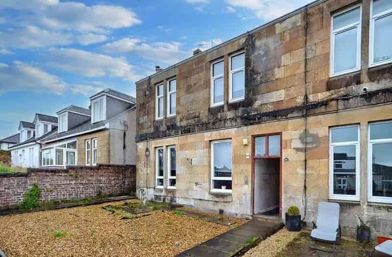 2 Bedroom Apartment to Rent in Central Scotland