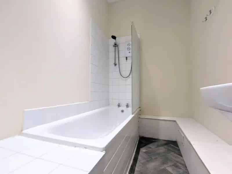 4 Bedroom Apartment for Rent