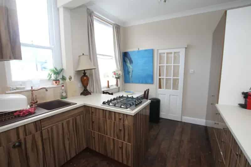 One Double Bedroom Ground Floor Apartment Kemptown Brighton