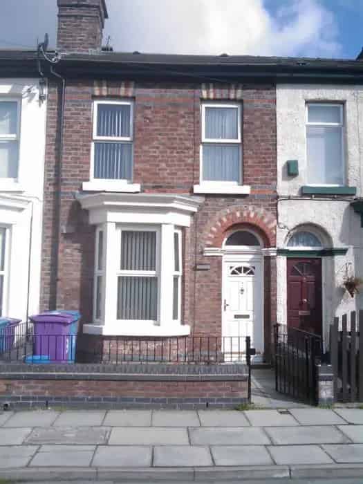 2 Bed House in Tuebrook - Family Home