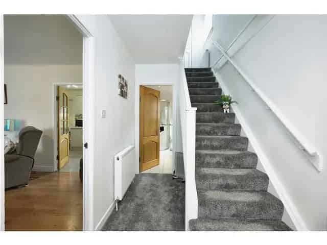 3 Bedroom Semi-Detached House for Sale in Edinburgh