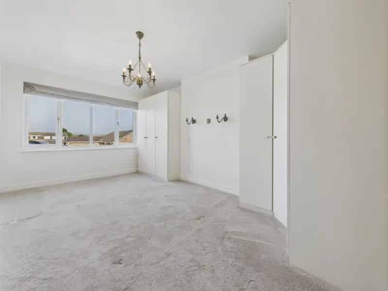 2 Bedroom Bungalow To Rent