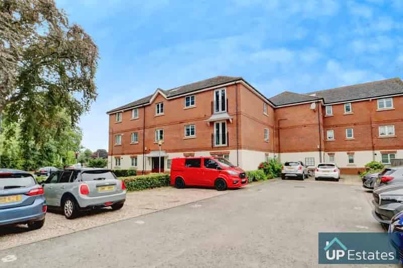 2 Bedroom Apartment House to Rent in Binley