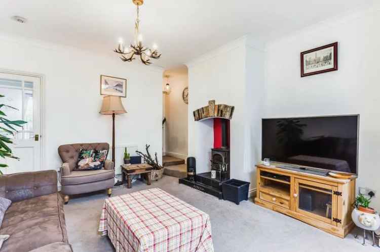 2 Bedroom Terrace House to Rent Warmfield West Yorkshire WF1