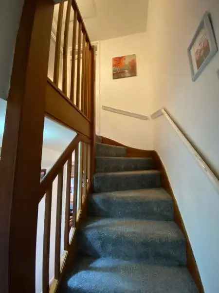 House For Rent in Mole Valley, England