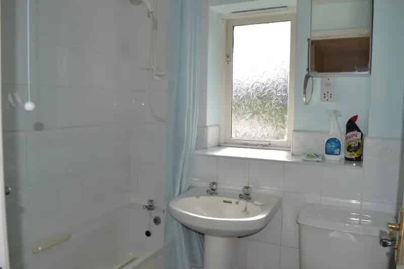 2 Bedroom House To Rent Available 08072025
