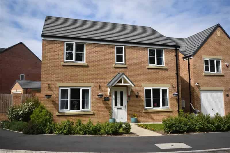 House For Sale , Leeds, England