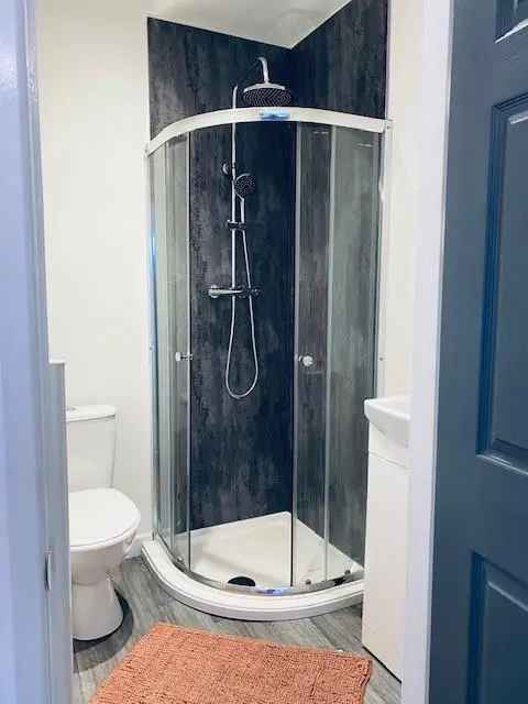 4 Bedroom House Share Bills Inclusive Ensuite Rooms