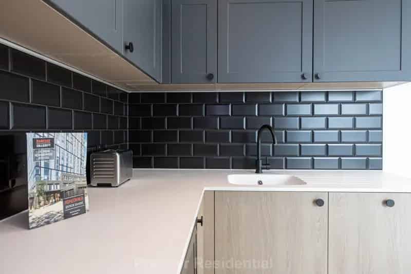 2 Bedroom Salford Apartment for Rent