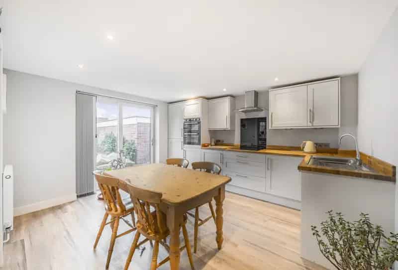 3 Bedroom House for Sale Brockworth