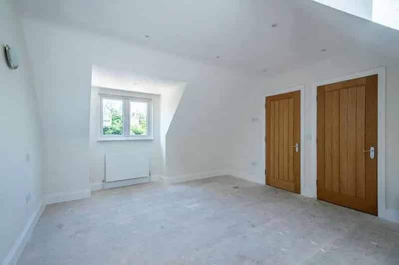 4 Bed Detached House For Sale