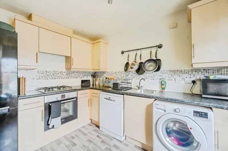 3 Bedroom House For Sale in Darwin Park Lichfield