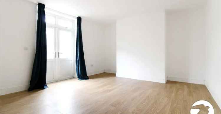 1 Bedroom Basement Flat to Rent - Town Centre