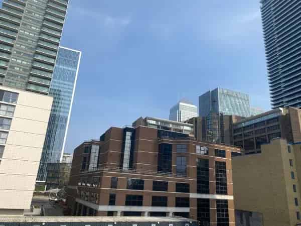 Canary Wharf View Flat Double Rooms Open Plan Kitchen