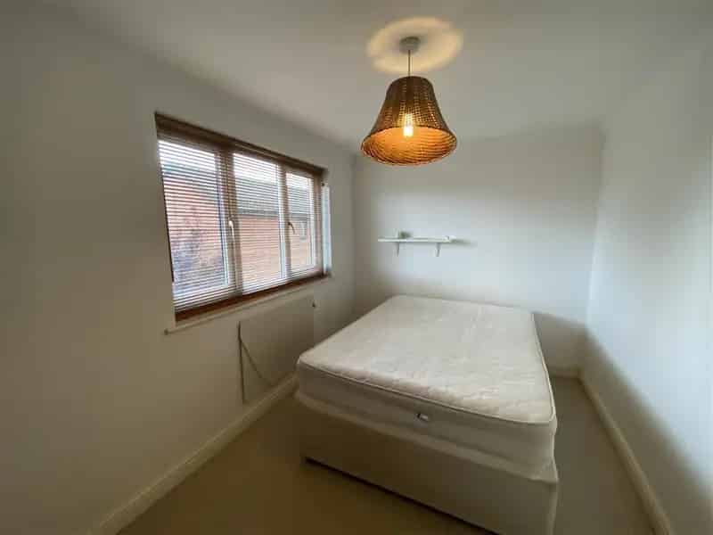 1 Bedroom House Zero Deposit Available