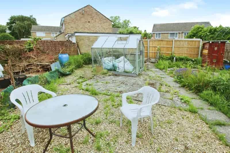 1 Bedroom Apartment in Warminster - Ideal for First-Time Buyers and Investors