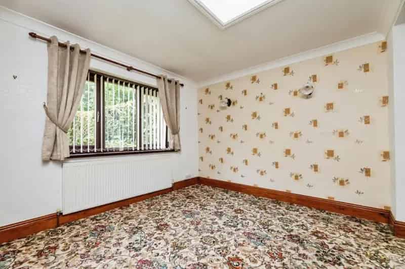 2 Bed Semi Detached House For Sale No Upward Chain