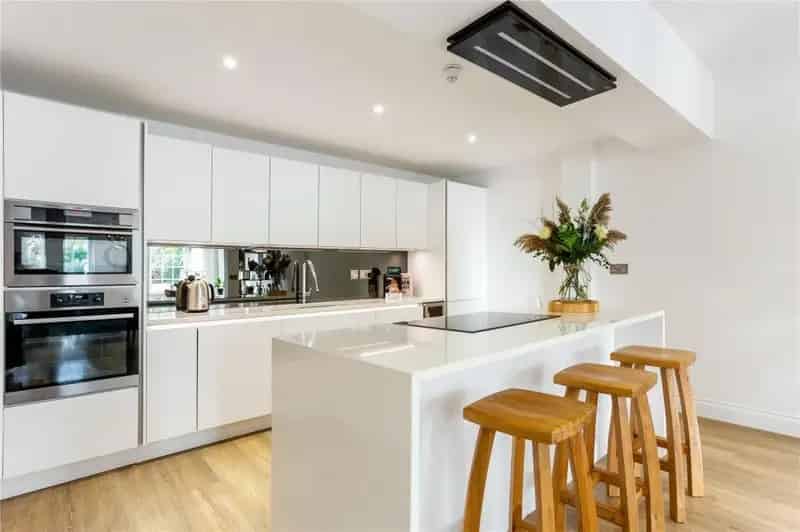 3 Bedroom Apartment for Sale