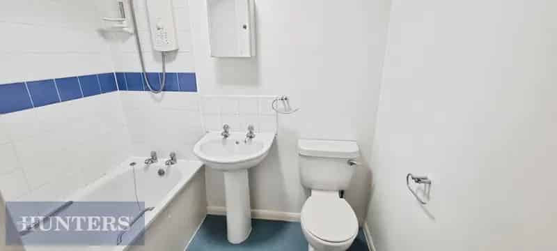 1 bedroom Flat
 To Let