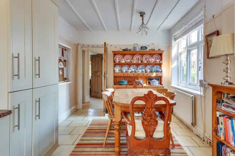 5 Bedroom Detached Edwardian House to Rent Caversham Heights
