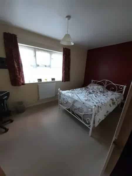 3 Bed Townhouse Near Town and Seafront