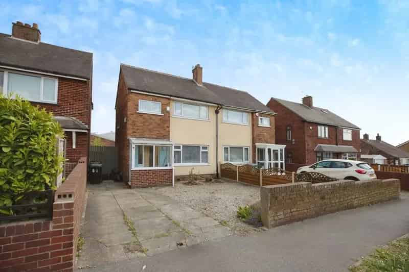 2 Bedroom End Terrace House for Sale Morley Leeds