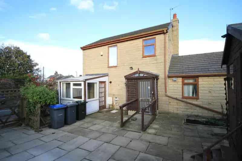 4 Bedroom Detached House with Far Reaching Views