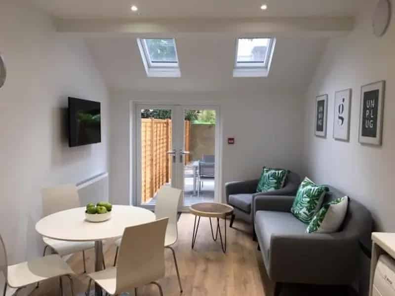 1 Bedroom Flat To Let All Inclusive