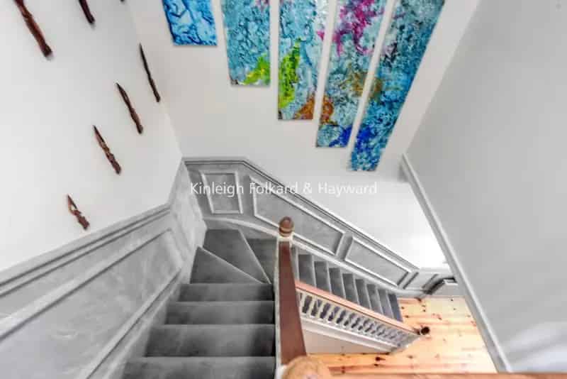 Four Bedroom House Corbett Estate SE6 High Ceilings Original Features