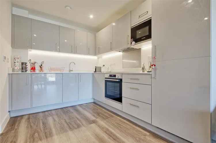 2 Bedroom Apartment Cambridge City Centre Near Train Station