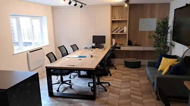 Two Storey Office Building For Sale in Wokingham Town Centre
