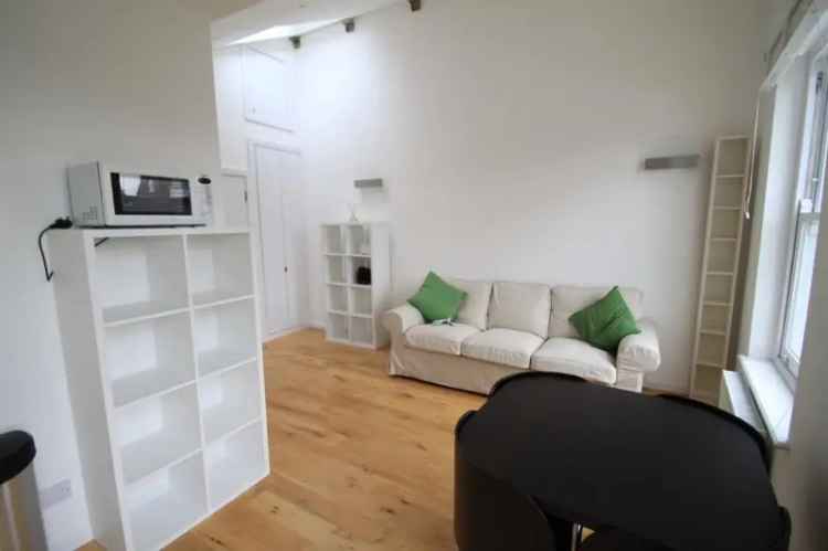 1 bedroom flat/apartment in New Cross