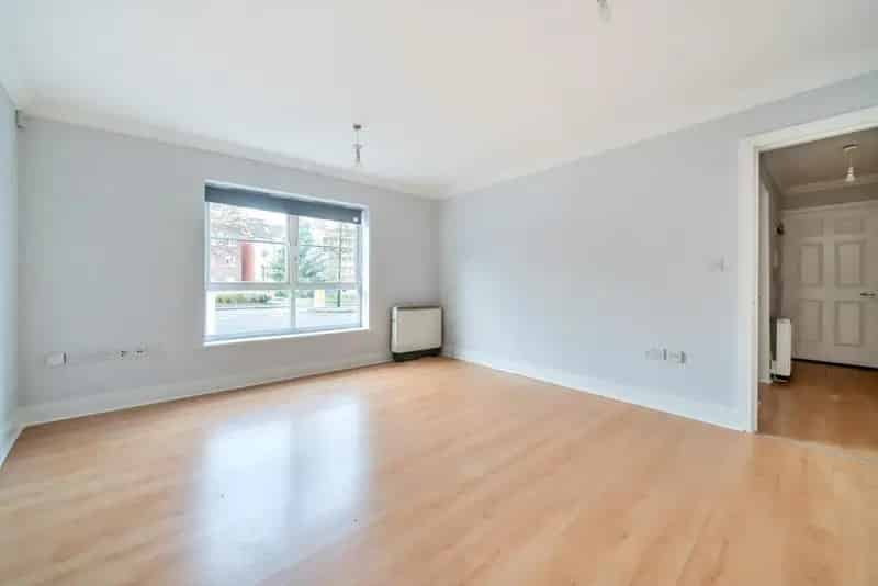 Spacious One Bedroom Apartment in Acton with Underground Parking