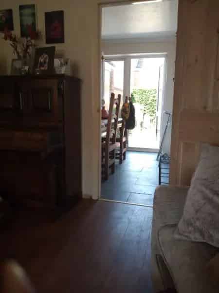 3 Bed End Terrace House Near Town and Countryside