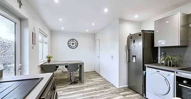 2 Bedroom Bungalow for Sale in Lower Halstow