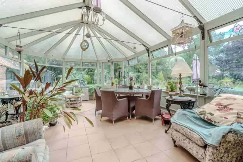 Barn Conversion 6 Bedrooms Tasburgh