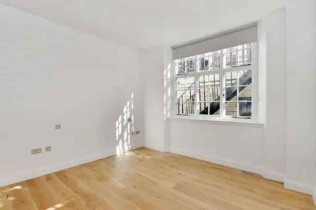 Flat for sale in Park Street, London W1K