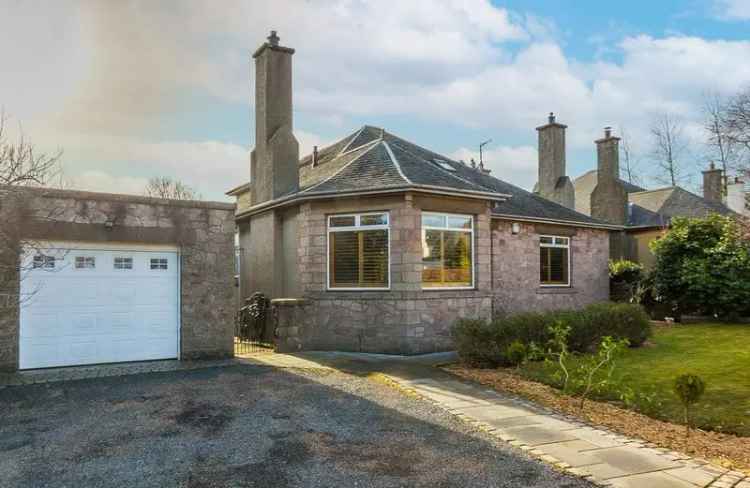 5 Bedroom Detached Bungalow For Sale