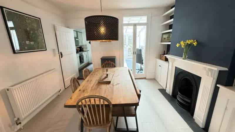2 Bedroom House To Rent Available 06062025
